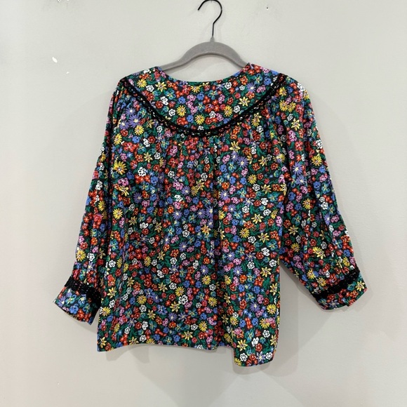 Johnny Was Blouse Risa Poplin in Black Floral - Picture 8 of 9